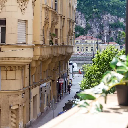 Danube Terrace Hacienda By Nw