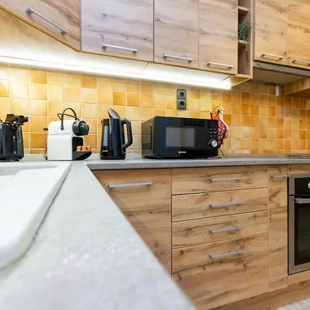 Danube Terrace Hacienda By Nw Apartment