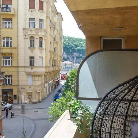 Danube Terrace Hacienda By Nw Apartment *