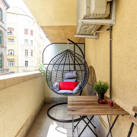 Danube Terrace Hacienda By Nw *