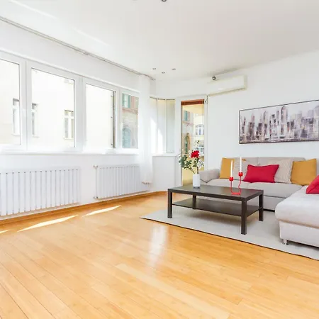 Apartment Danube Terrace Hacienda By Nw