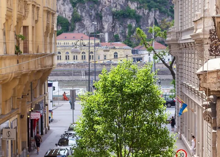 Danube Terrace Hacienda By Nw