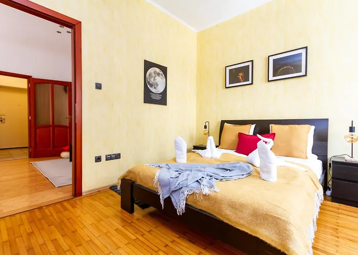 Danube Terrace Hacienda By Nw * Budapest