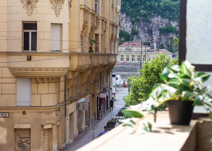 Danube Terrace Hacienda By Nw