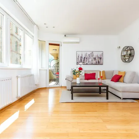 Danube Terrace Hacienda By Nw Apartament